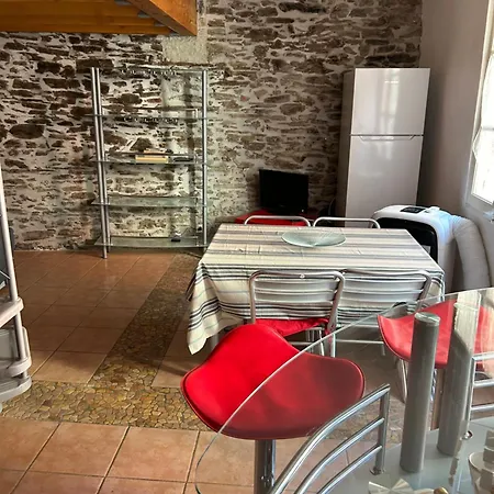 Petite Maison Quartier Hist 아파트 *